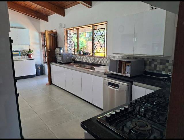 5 BEDROOM HOUSE FOR SALE IN CLANSTHAL